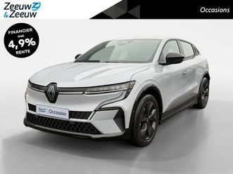renault megane e-tech 130pk comfort range evolution 60 kwh automaat | demo | navi | camera | adaptive cruise control | parkeersensoren | stoelverwarming | apple