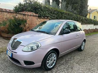 lancia ypsilon 1.2 gpl euro 5 - neopatentati