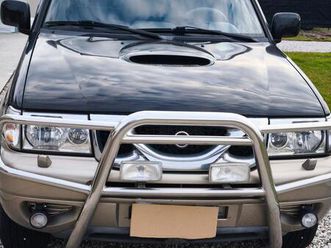 nissan terrano 2 anno 2001 omologato 7 posti
