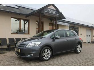 toyota auris 1.6 style mo-i - egygazdás - akció...