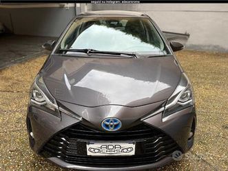 toyota yaris 1.5 hybrid no vincolo finanziamento