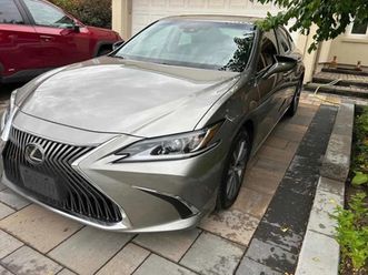 lexus es * 350 * carfax * distronic * обдухване