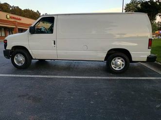 2011 ford econoline e150 cargo van