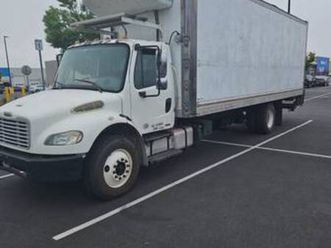 2013 freightliner m2 26ft reefer w/ liftgate - cummins - not running