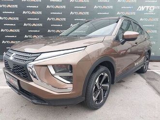 mitsubishi eclipse cross 2.4 mivec intense+ s-awc 4wd 165kw...