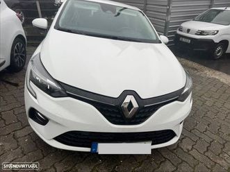 renault clio 1.6 e-tech intens