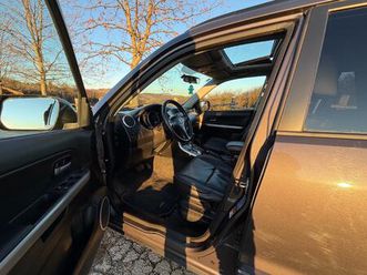 suzuki grand vitara 2,4 automatik, 2008 god.