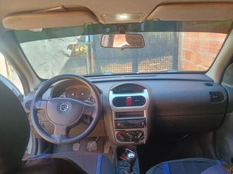 sed. premium 1.4 8v econoflex 4p