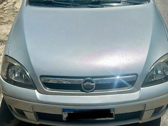 sed. premium 1.4 8v econoflex 4p