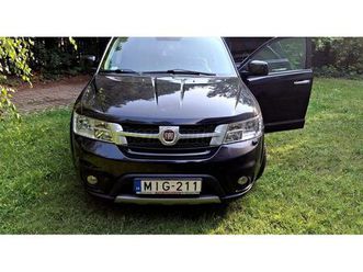 fiat freemont 2.4 16v (automata) (7 személyes )