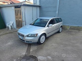 volvo v50 2.0 d cat summum