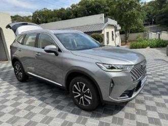 2.0t 4wd super luxury