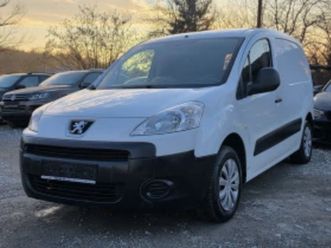 peugeot partner 1.6 hdi 90 к.с. климатик ≫ 2011 • 3 399 eur • id