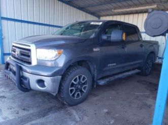 toyota tundra 5.7* crewmax sr5* реални км* перфектен ≫ 2012 • 11 900 eur • id
