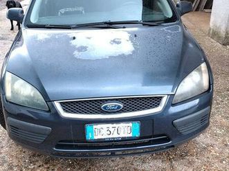 ford focus station wagon