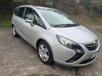 1.8 16v exclusiv euro 5 5dr