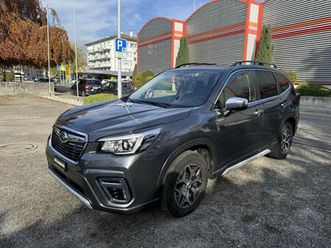 forester station 2.0i e-boxer swiss plus