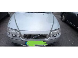 volvo s80 2.4 d5 premium top zustand 8 fach bereift