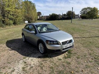 2.4 d5 se lux geartronic 2dr