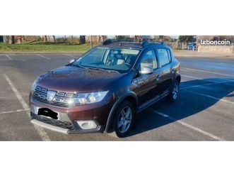 a vendre sandero stepway 90ch tce, bon état général, pas de choc.■entretien dans le réseau renault et autre