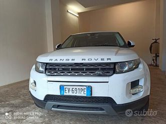 land rover range evoque 2.2 sd4 5p. pure