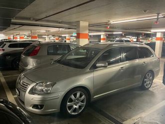 toyota avensis 2,4 d4 vvt-i, service frisch ab mfk 8fach