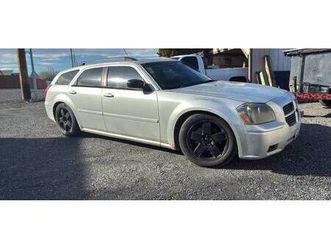 2005 dodge magnum rt