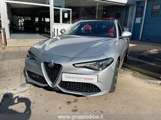 2.2 turbo at8 210cv awd q4 veloce