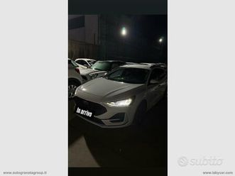 ford focus 1.0 ecobo.hyb.125 sw st l.des. spettaco