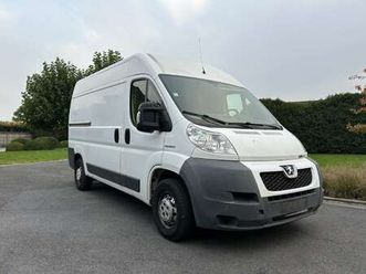 3 zitpl - 3000 cc - trekhaak - 4600 euro +btw