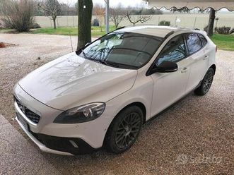 volvo v40 d3