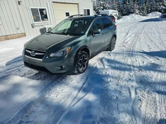 2015 subaru crosstrek-low low low kms-5-speed!!!!