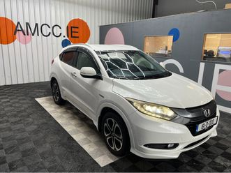 €15950 2016 honda vezel hybrid z 1.5 automatic / cruise control / reverse camera / heated seats