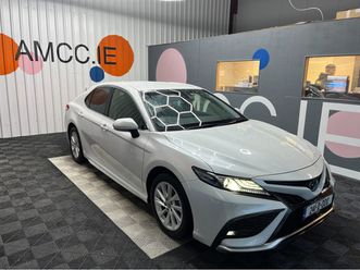 €44950 2024 toyota camry ws 2.5 automatic / cruise control / reverse camera / electric seats and more