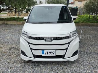 2020 model otomatik toyota noah