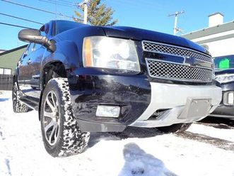 2011 chevy avalanche lt*z71*147,000 miles*heated leather*sunroof*bose*
