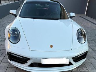 porsche carrera 992 4