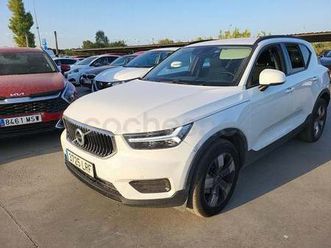 volvo xc40 1.5 t3 momentum core auto