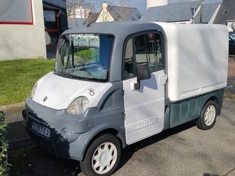 camionnette sans permis aixam méga