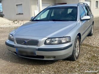volvo v70 2,5 d 140 ch