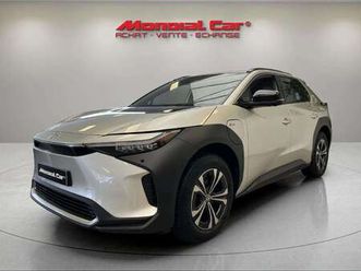 bz4x 71.4 kwh 2wd executive full option 10.816 kms