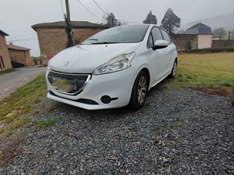 voiture 208 commerciale