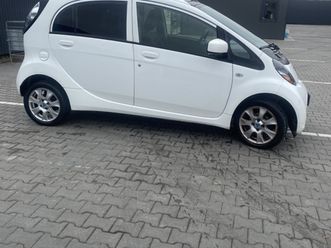 mitsubishi i-miev 2011