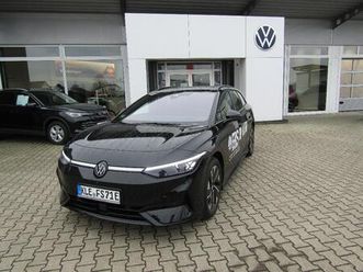 iq.drive navi 82 kwh black style ahk led lm19 gj-reifen