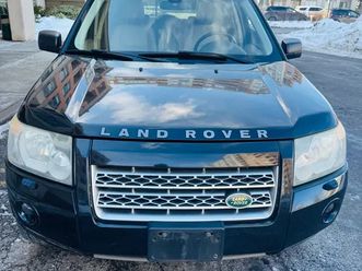 2010 land rover lr2 hse ( low km )