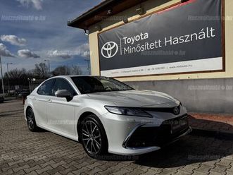 2.5 hybrid executive vip cvt 2 év toyota minősített használt garanciával!