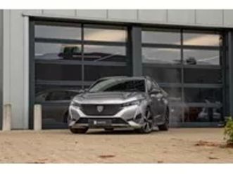 | gt | mhev 136 pk | automaat | camera | navi | airco | parkeersens. achter | carplay/android | ...