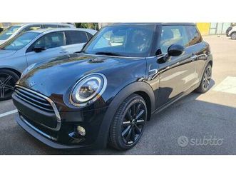 mini 1.5 benzina 75 kw 3 porte automatica