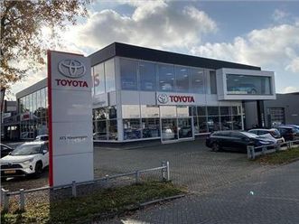 toyota auris touring sports 1.8 hybrid lease pro | panoramadak | volledig dealeronderhouden |