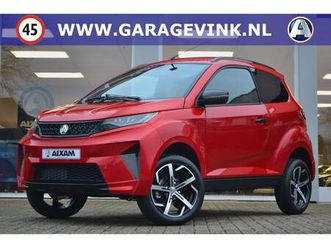 microcar m.go crossover apple car play en android auto + achteruitrijcamera! brommobiel